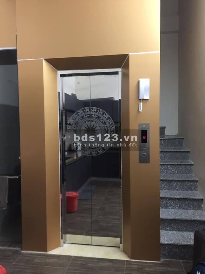 Bán nhà Đầu Ngõ phố Trịnh Công Sơn - Tây Hồ, 10 tầng, gara ô tô, thang máy, giá mùa dịch: 33 tỷ