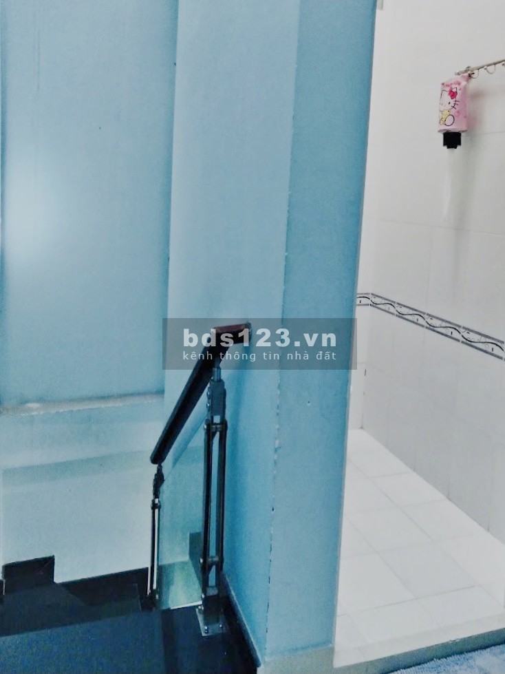 Chỉ 3.95 tỷ nhà đường Cách Mạng Tháng 8, trung tâm Quận 10, dt 35m2 chỉ 110 triệu/m2, 0971243100
