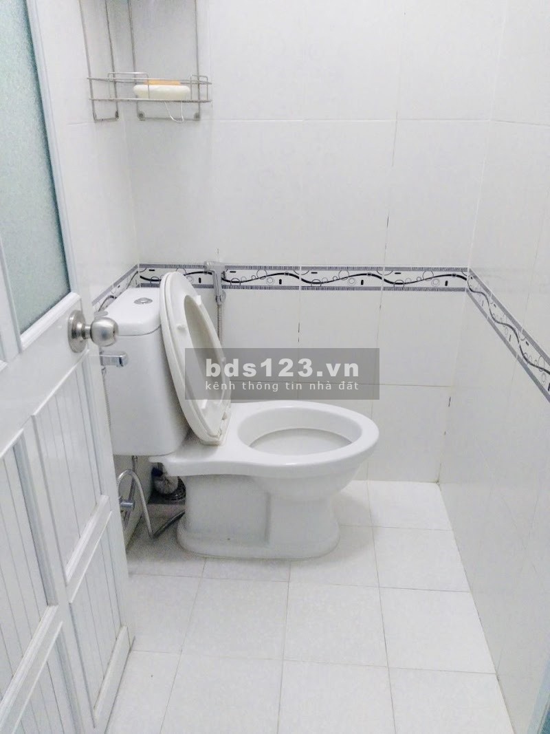 Chỉ 3.95 tỷ nhà đường Cách Mạng Tháng 8, trung tâm Quận 10, dt 35m2 chỉ 110 triệu/m2, 0971243100