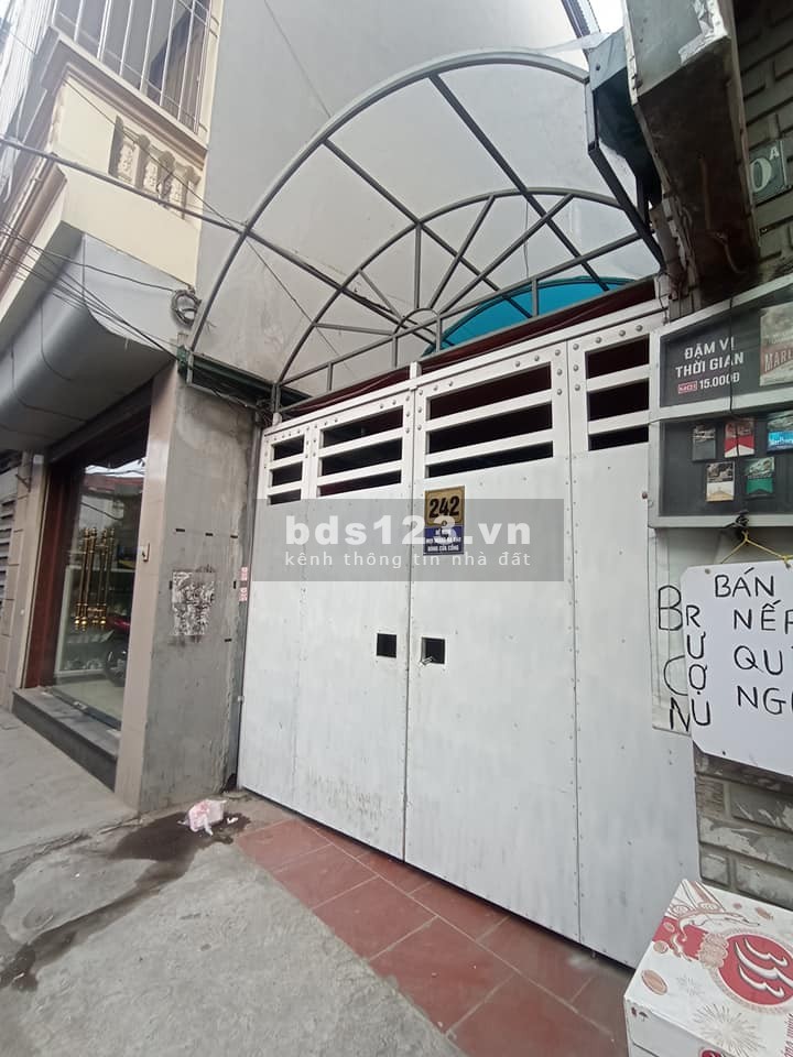 Cần bán nhà gấp tai khu vực Hà Đông mặt tiền 4,2m, nội thất đầy đủ, liên hệ 0356285866