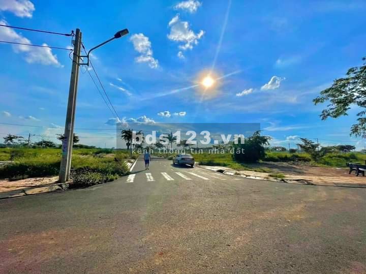 Tình hình dịch khó khăn chủ cần ra gấp lô đất 1000m ngay phường Tiến Hưng, giá 859 triệu