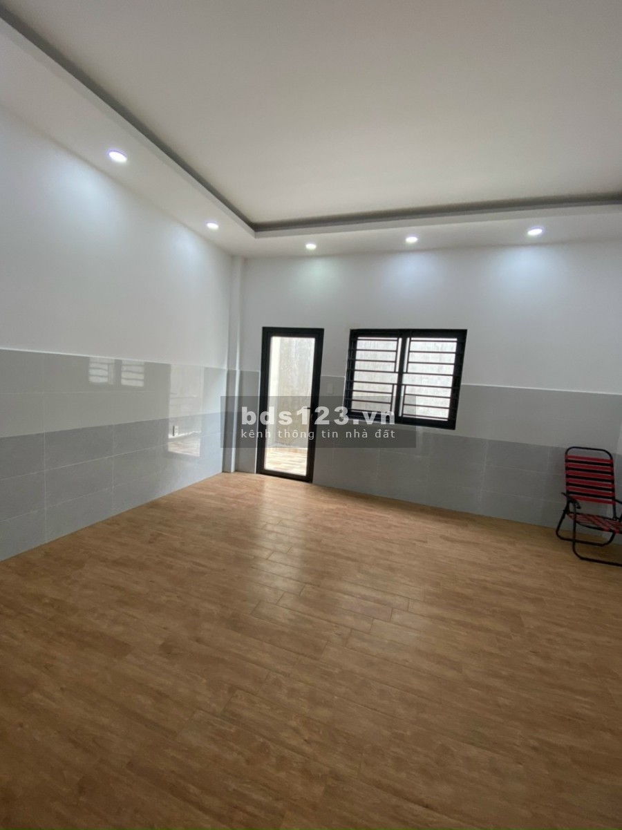 Nhà Phố Bình Chánh - 1 Trệt 1 Lầu diện tích 100m2, Nhận Nhà Ở Ngay, sổ hồng riêng