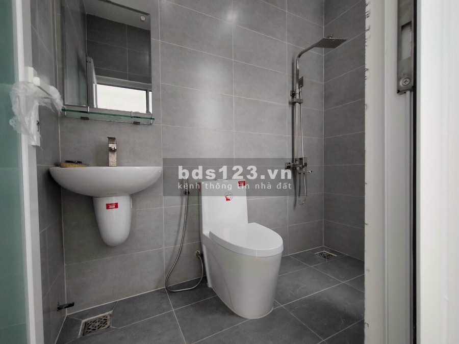 Nhà 1 trệt 2 lầu xây mới tại khu đô thị Five Star Eco City, dt 90m2, sổ hồng riêng