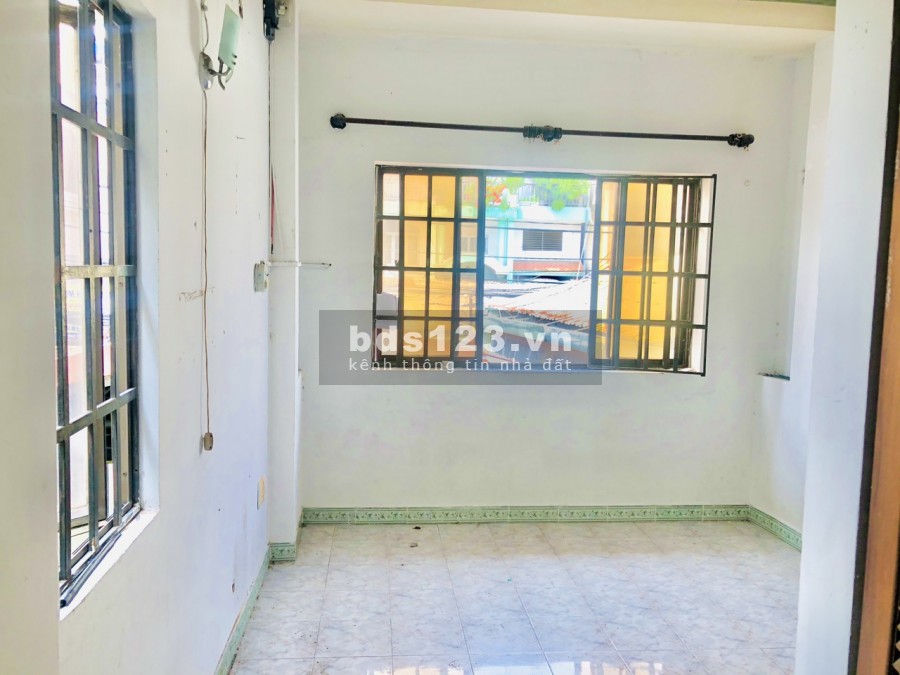 Cho thuê nhà MT Dương Quảng Hàm, P5, Gò Vấp, dt 3.7x17m, 1 trệt, 2 lầu, ST, giá 12 triệu/tháng