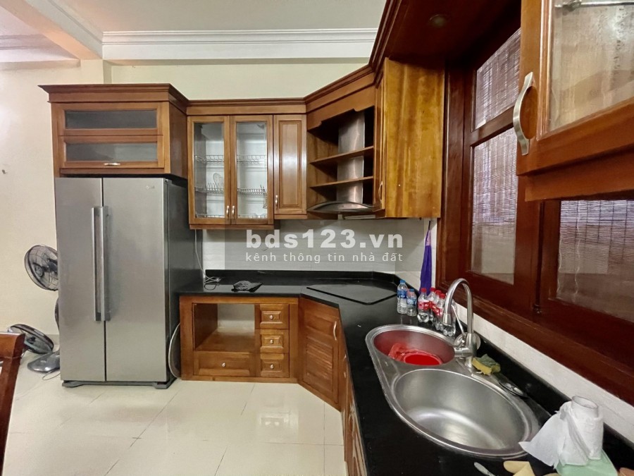 Chủ cần bán Bát Khối, Long Biên, dt 47m2, 4 tầng, tặng nội thất, phân lô ô tô giá nhỉnh 4 tỷ