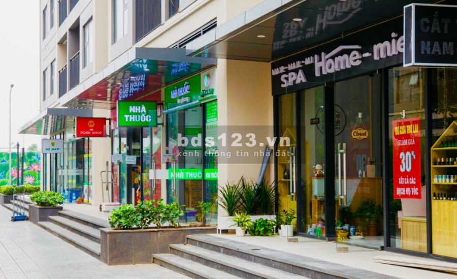 Bán gấp căn Shophouse diện tích sử dụng 230m2, 2 cửa ra vào, mặt tiền 16m, giá chỉ 85tr/m2
