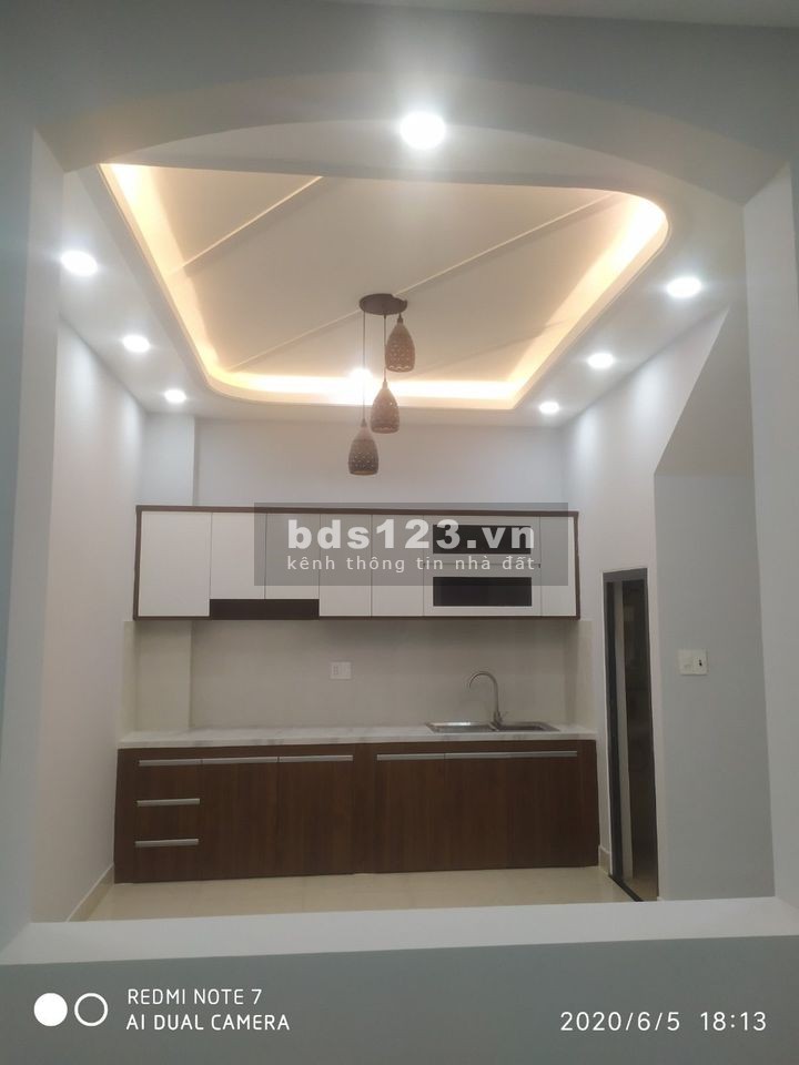 Chính chủ cần bán nhà Lê Đức Thọ, mặt tiền kinh doanh đúc 5 tầng diện tích 54m2 giá 8.5 tỷ