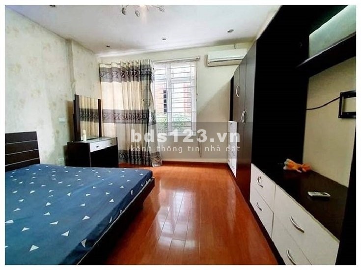 Bán căn góc, ô tô 40m, Đại La, Hai Bà Trưng, dt 50m2, đúc 5 tầng, giá bán 3.1 tỷ, lhcc