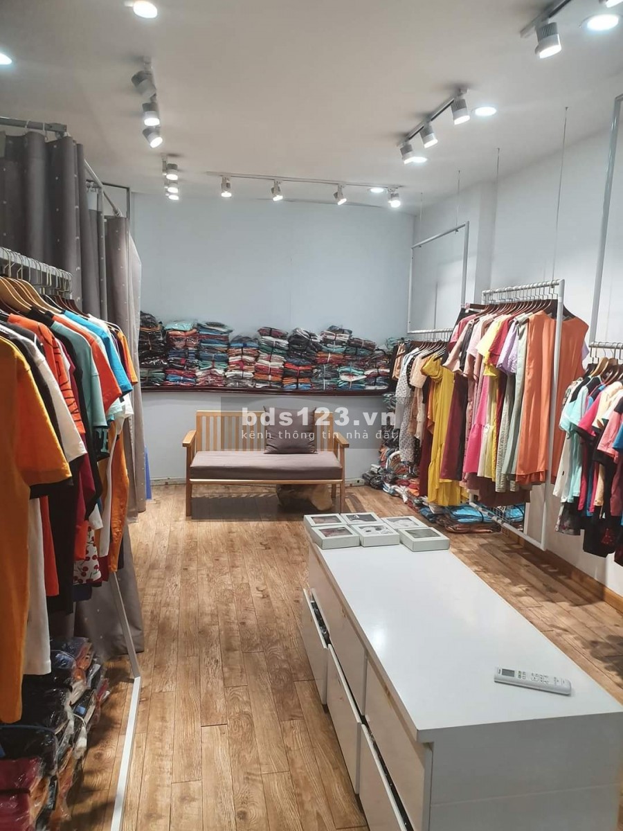 Kinh doanh, cho thuê văn phòng rất tiện, nhà rộng 78m2 mặt tiền 4.5m, Kim Mã, Ba Đình