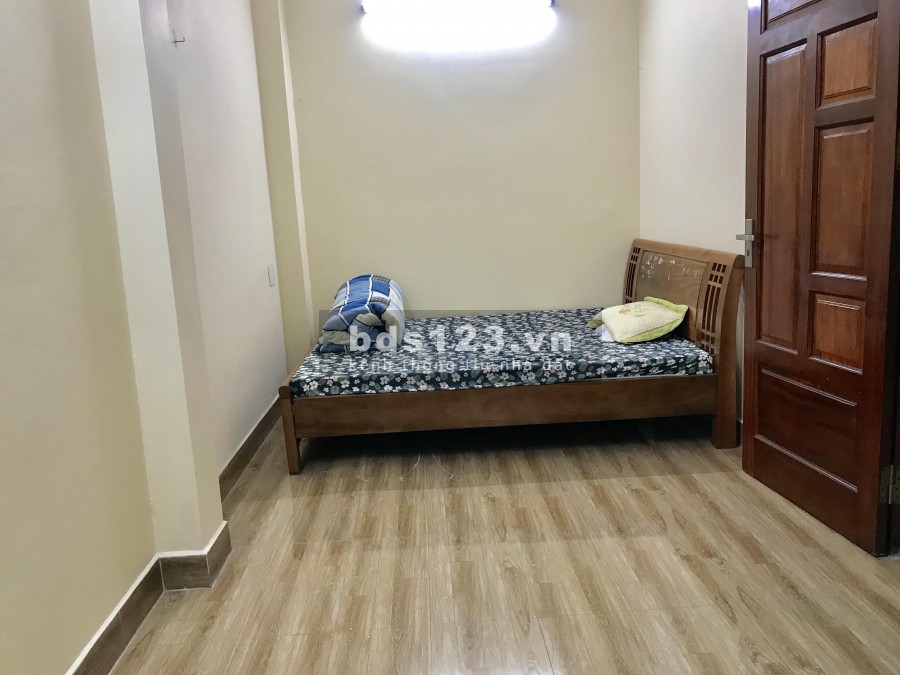 Bán nhà Trần Hữu Dực, nhà to, ở sướng, lô góc, vị trí đắc địa, view thoáng, giá rẻ.