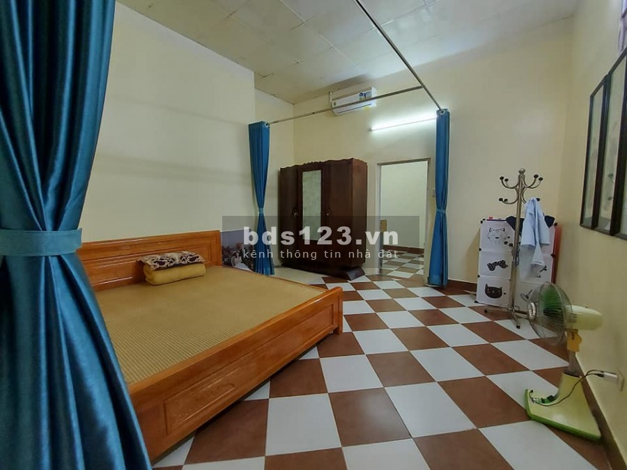 Bán nhà Tứ Liên Tây Hồ, giá 45 triệu/m2 diện tích 80m2 mt 4.4m lh 0973086353