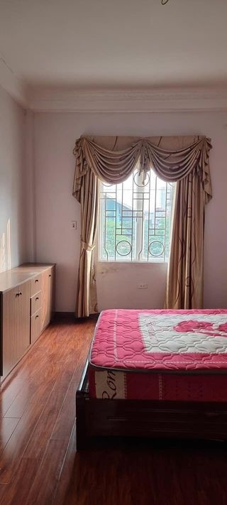 Hiếm có khó tìm phố Ngọc Thuỵ diện tích 55m2, gara ô tô giá chỉ 3.5 tỷ sổ đẹp trao tay