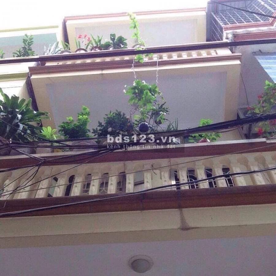 Bán nhà Đê Trần Khát Chân phân lô thoáng trước sau, diện tích 36m2, giá 2.35 tỷ
