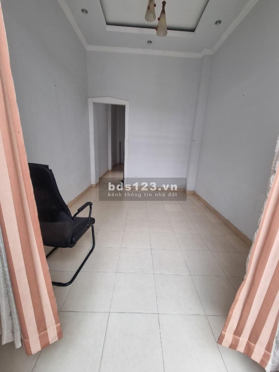 Nhà hẻm ô tô kinh doanh được đường Huỳnh Văn Nghệ giá chỉ 3.9 tỷ hoàn công đầy đủ