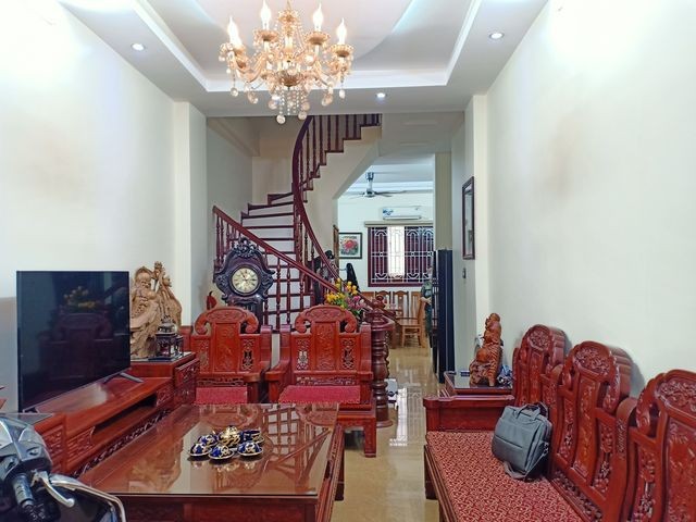 Bán nhà phân lô Bà Triệu diện tích 70m2 4 tầng ô tô vào nhà giá chỉ nhỉnh 5 tỷ