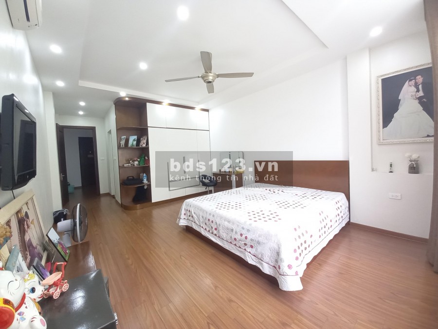 Nhà nguyên căn vườn Tổng Cục 5 Tân Triều, nội thất hoàn thiện đẳng cấp, sổ đẹp