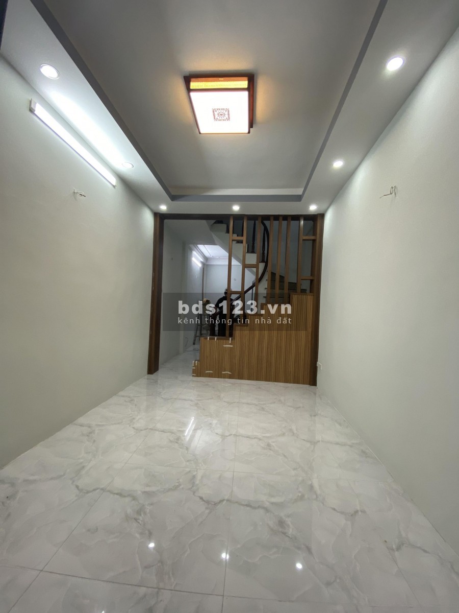 Cần bán nhà riêng, phố Thượng Đình, Nguyễn Trãi, Thanh Xuân, dt 43m2, 4 tầng giá bán 4.45 tỷ