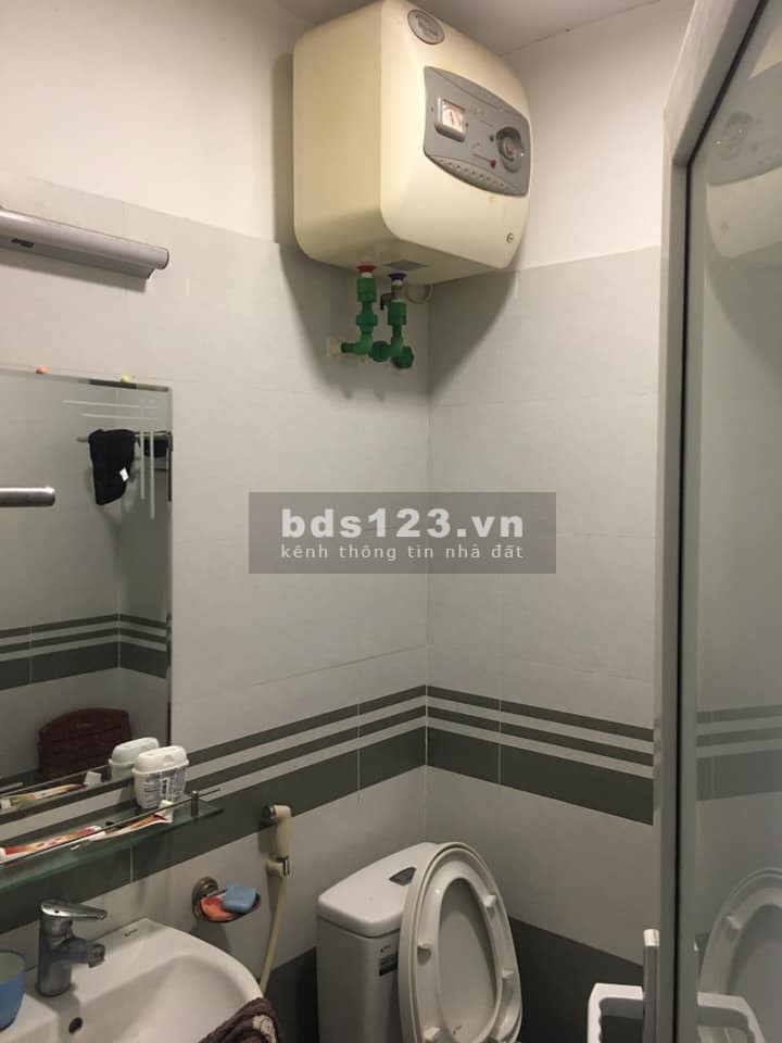 Nhà Siêu rẻ Siêu Đẹp phố Nguyễn Trãi dt 32m2, 4 tầng, ô tô đỗ giá bán 2.99 tỷ