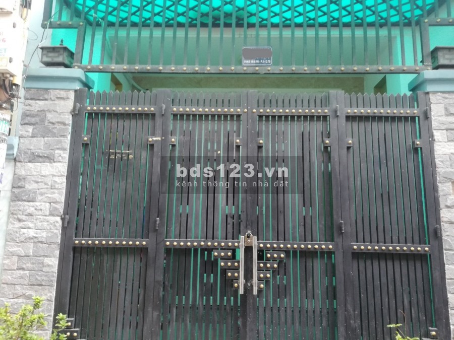 Nhà mới 3 tầng hiện đại gần trường trung học Phạm Văn Hai giá bán 6 tỷ, vị trí đẹp