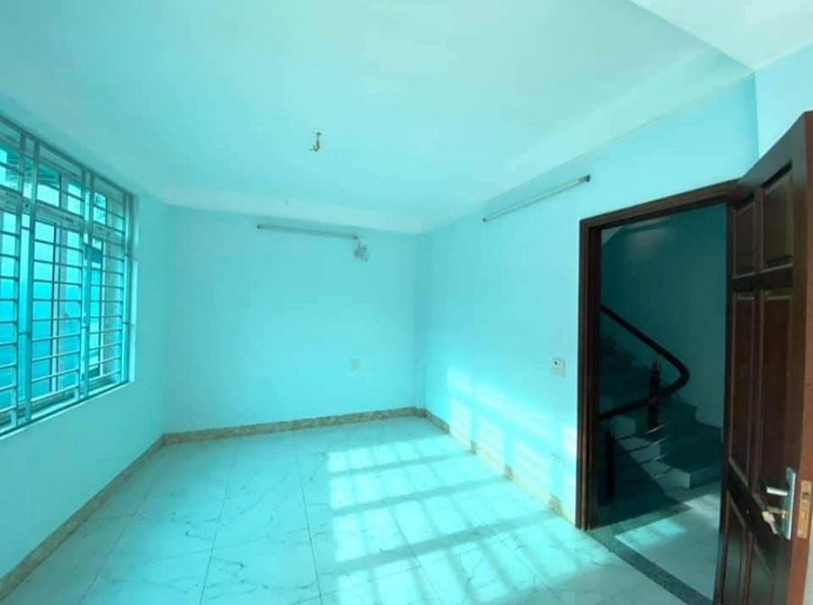 Hiếm Bán nhà đẹp 36m 5 tầng phố Khương Trung Thanh Xuân sát oto ở ngay cho thuê chỉ 3.6tỷ