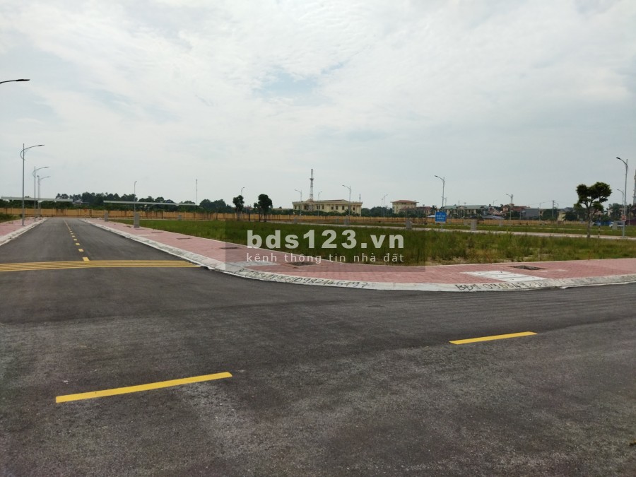 Em còn 2 lô duy nhất view vườn hoa cực đẹp sổ đỏ 92,5m2 Tiên Lữ - Hưng Yên, giá tốt