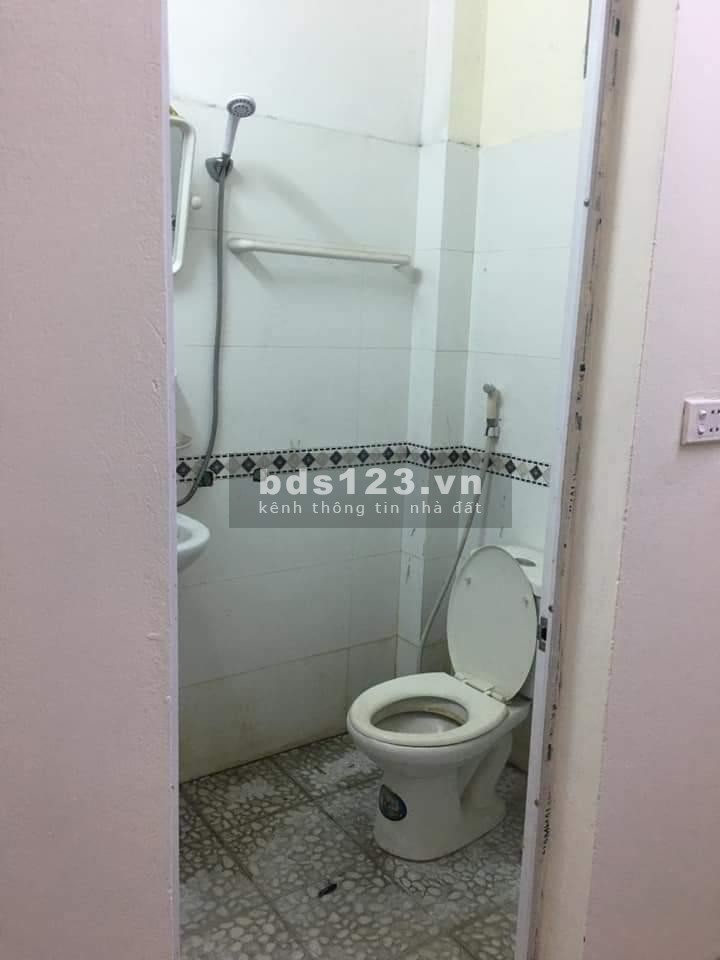 Bán nhà nguyên căn nằm tại 322 Mỹ Đình diện tích sử dụng 37m2 giá 2,6 tỷ, ô tô kế nhà