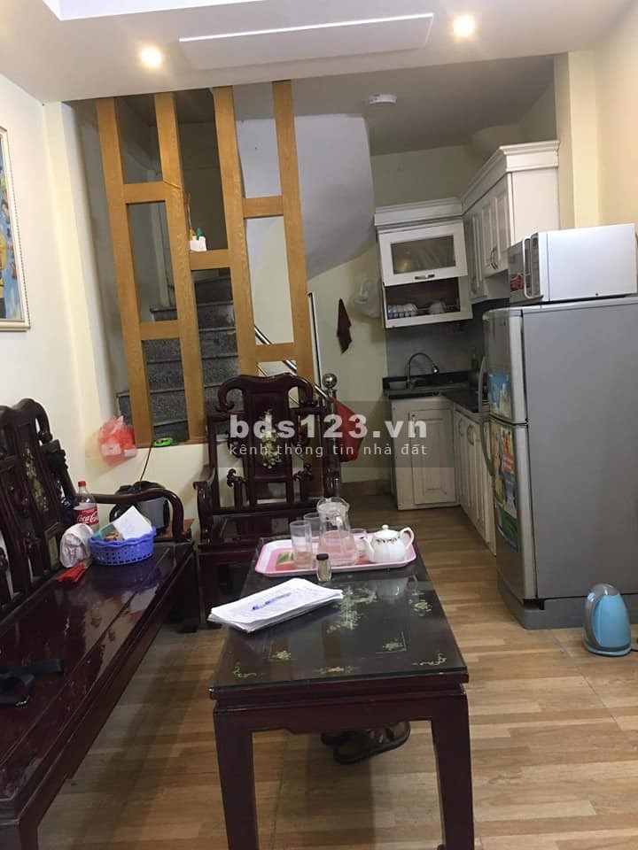 Bán Nhà Nam Dư diện tích sử dụng 30m2, đúc kiên có 4 tầng, giá bán chỉ 1,45 tỷ, lhcc