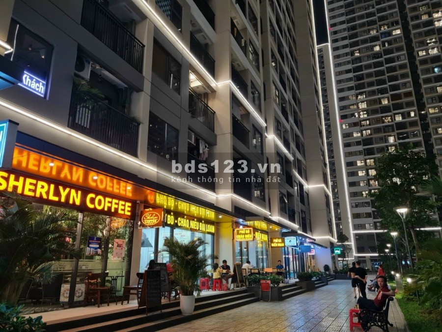 Bán gấp căn Shophouse diện tích sử dụng 230m2, 2 cửa ra vào, mặt tiền 16m, giá chỉ 85tr/m2
