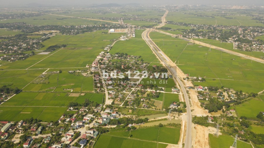 Bán đất đấu giá Đồng Lợi, Triệu Sơn, gần đường Lê Lọi, cao tốc Bắc Nam, full thổ, giá từ 830tr/m2