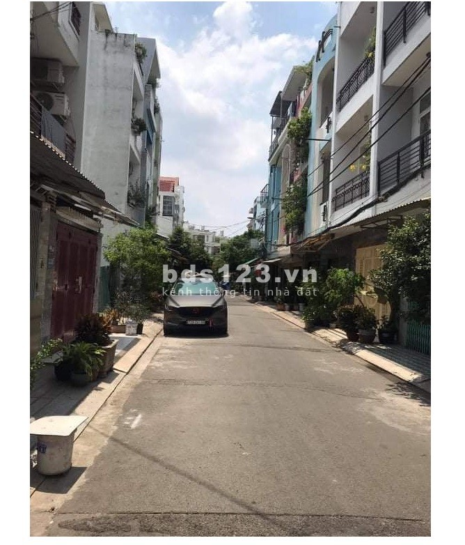 Bán nhà hẻm xe hơi đường số 28, phường 6, Gò Vấp, dt 82m2, 4 tầng, giá chỉ 9.6 tỷ
