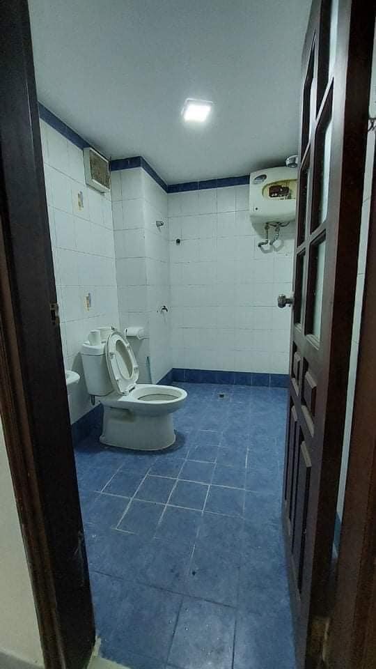 Bán nhà Phùng Khoang, Nam Từ Liêm, dt 71m2, ngõ rộng, gần chợ, giá bán 6,5 tỷ