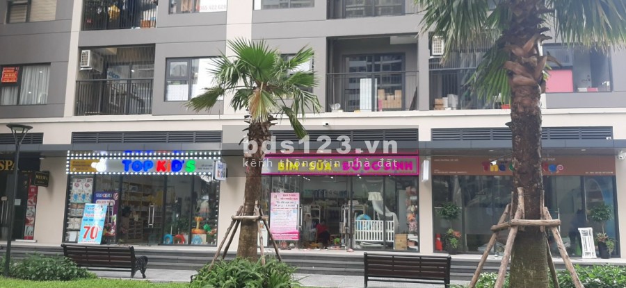 Bán gấp căn Shophouse diện tích sử dụng 230m2, 2 cửa ra vào, mặt tiền 16m, giá chỉ 85tr/m2