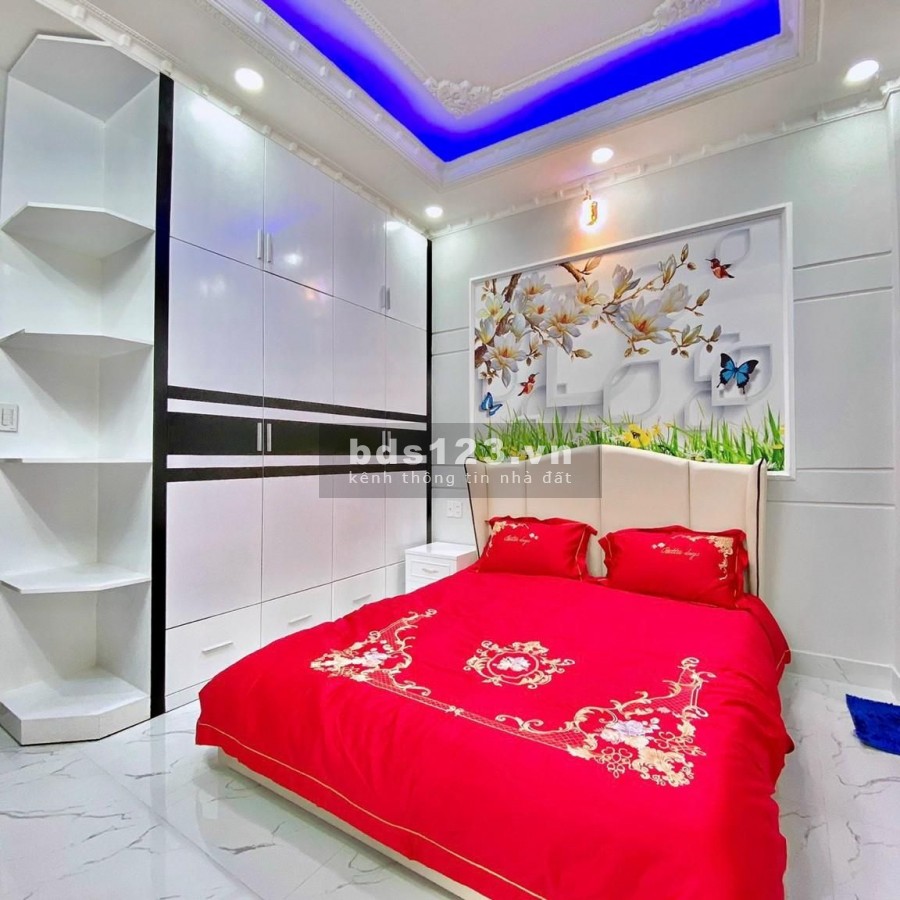 Bán Nhà Gò Vấp, hẻm xe hơi khu phân lô, đúc kiên cố 3 tầng, dt 52m2, giá cực rẻ, lhcc