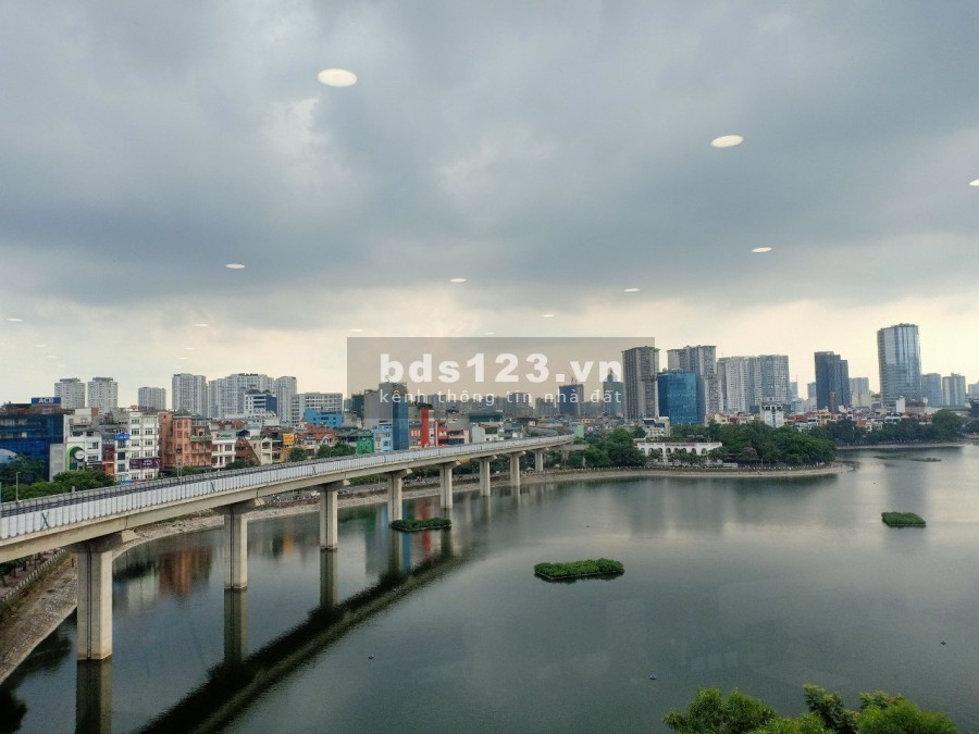 Cho thuê sàn văn phòng diện tích 50m2 mặt phố Mai Anh Tuấn view hồ Hoàng Cầu 15tr