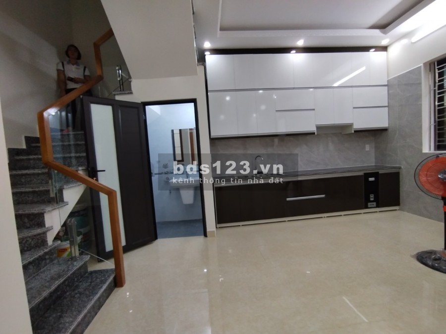 Bán nhà phố 4 tầng Thiên Lôi, Lê Chân. Xây mới 100% giá 2,75…