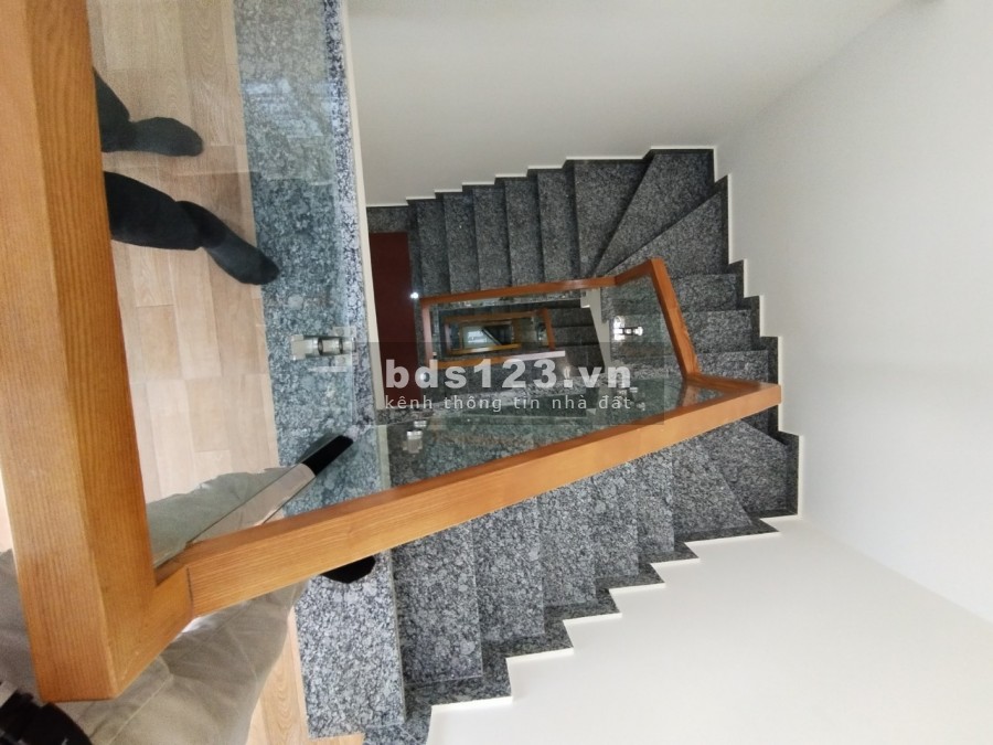 Bán nhà phố 4 tầng Thiên Lôi, Lê Chân. Xây mới 100% giá 2,75…