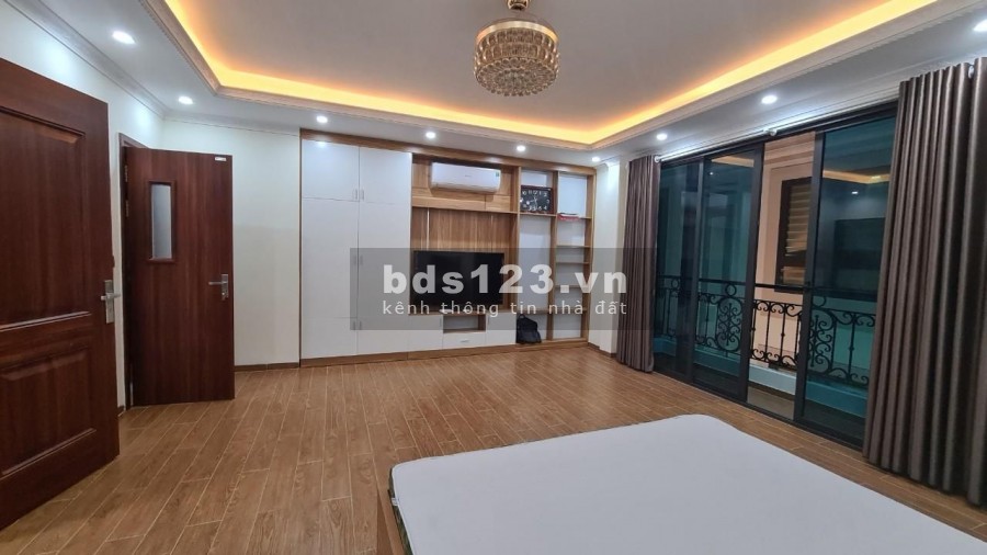 Chủ bán nhà lô góc dt 56m2, mt 6m, 6 tầng full nội thất, Ái Mộ, Long Biên, nhỉnh 7 tỷ, 0975299567