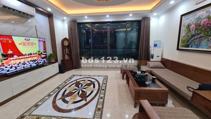 Chủ bán nhà lô góc dt 56m2, mt 6m, 6 tầng full nội thất, Ái Mộ, Long Biên, nhỉnh 7 tỷ, 0975299567