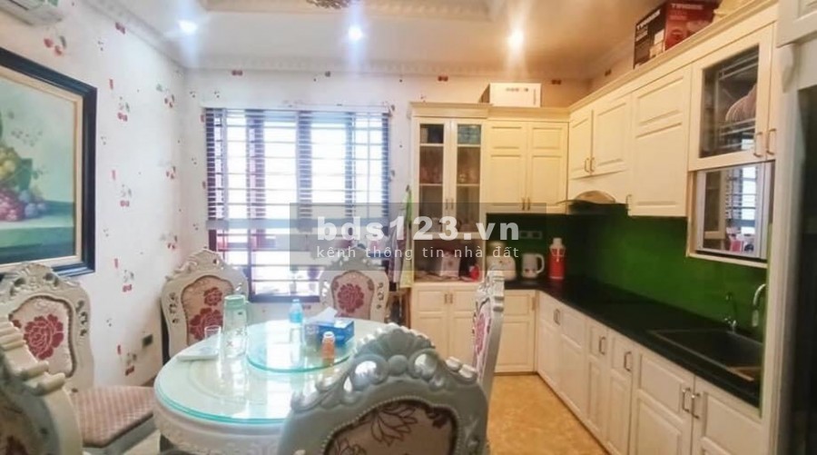 Sở hữu ngay nhà mặt tiền sang trọng, độc đáo đầy đủ công năng, tiện ích, đúc 5 tầng