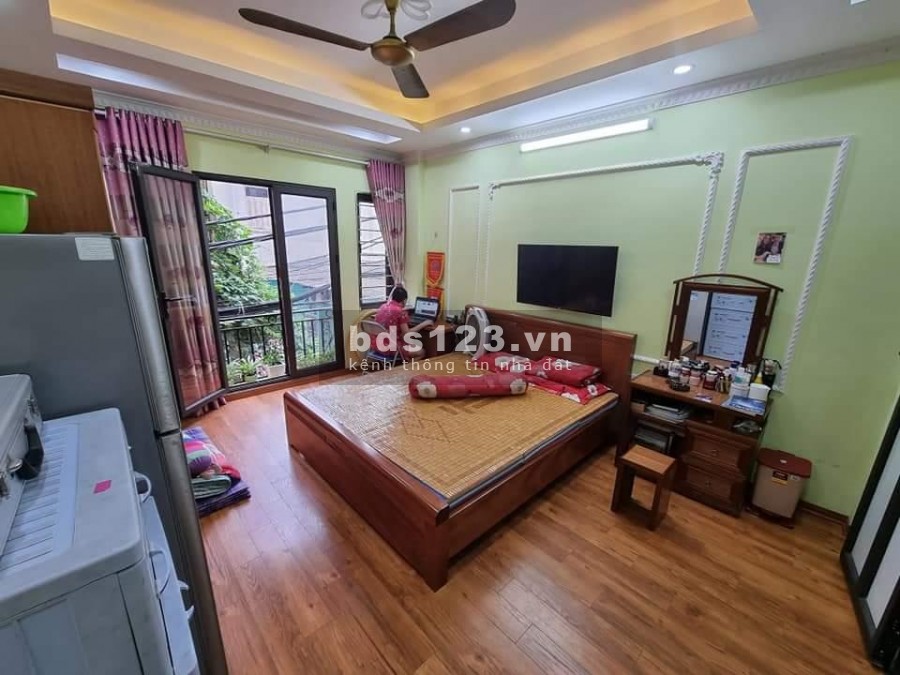 Bán nhà Phương Canh 15m ra phố xe tải qua lô góc nhà mới tặng đầy đủ nội thất