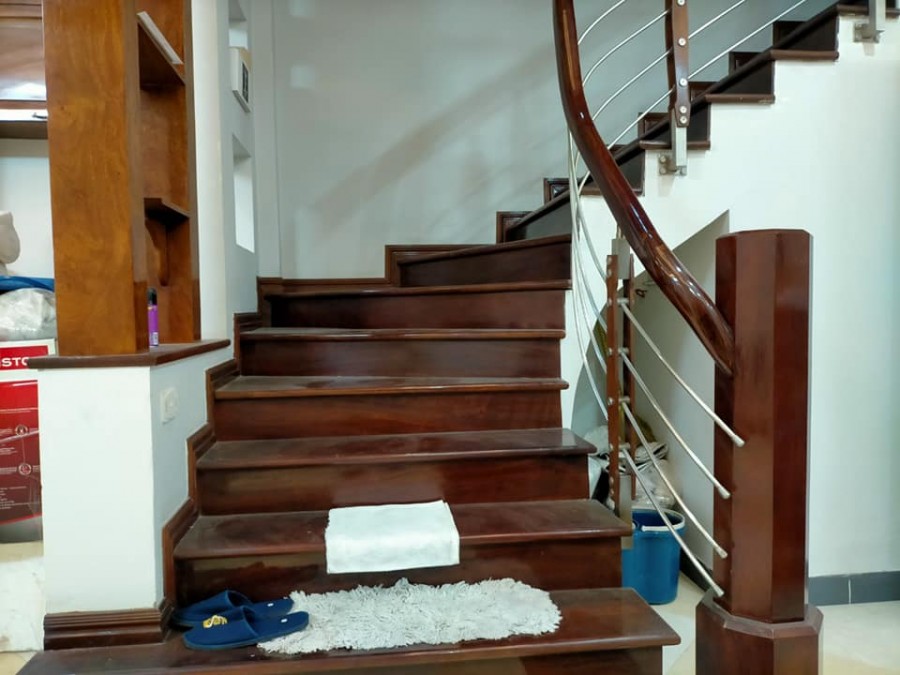 Bán nhà nguyên căn đường Trần Duy Hưng, Quận Cầu Giấy, đúc kiên cố 5 tầng, giá tốt
