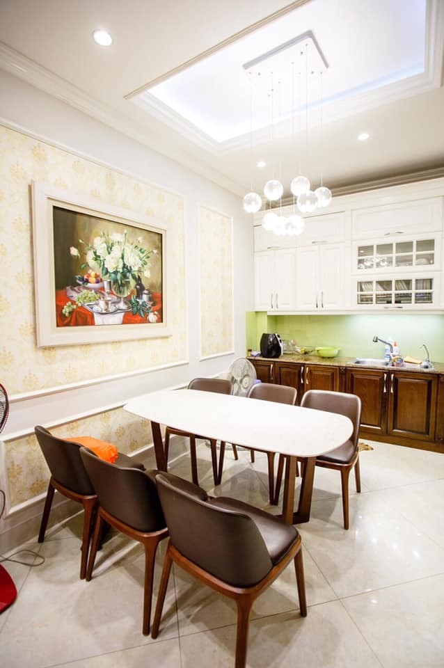 Bán nhà Khâm Thiên, Đống Đa dt 65m2, 5 tầng nội thất đẳng cấp, gần hồ, an sinh đỉnh chỉ 6 tỷ