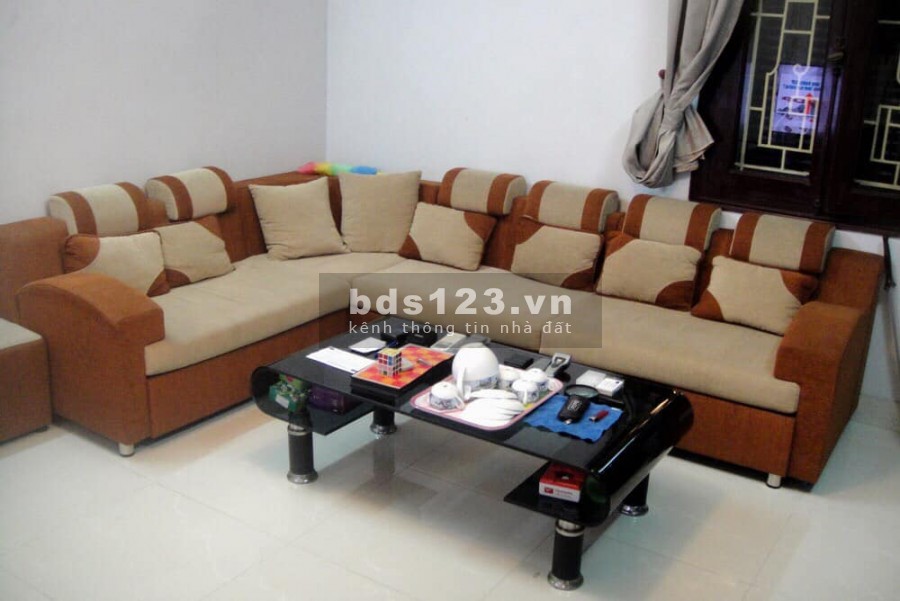 Bán nhà Lạc Long Quân diện tích sử dụng. 80m2 4 tầng mặt tiền 10m giá bán chỉ 9.7 tỷ