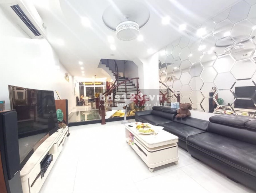 Bán nhà Hà Đông tuyệt đỉnh an sinh tặng nội thất xịn giá bán 11 tỷ, liên hệ chính chủ