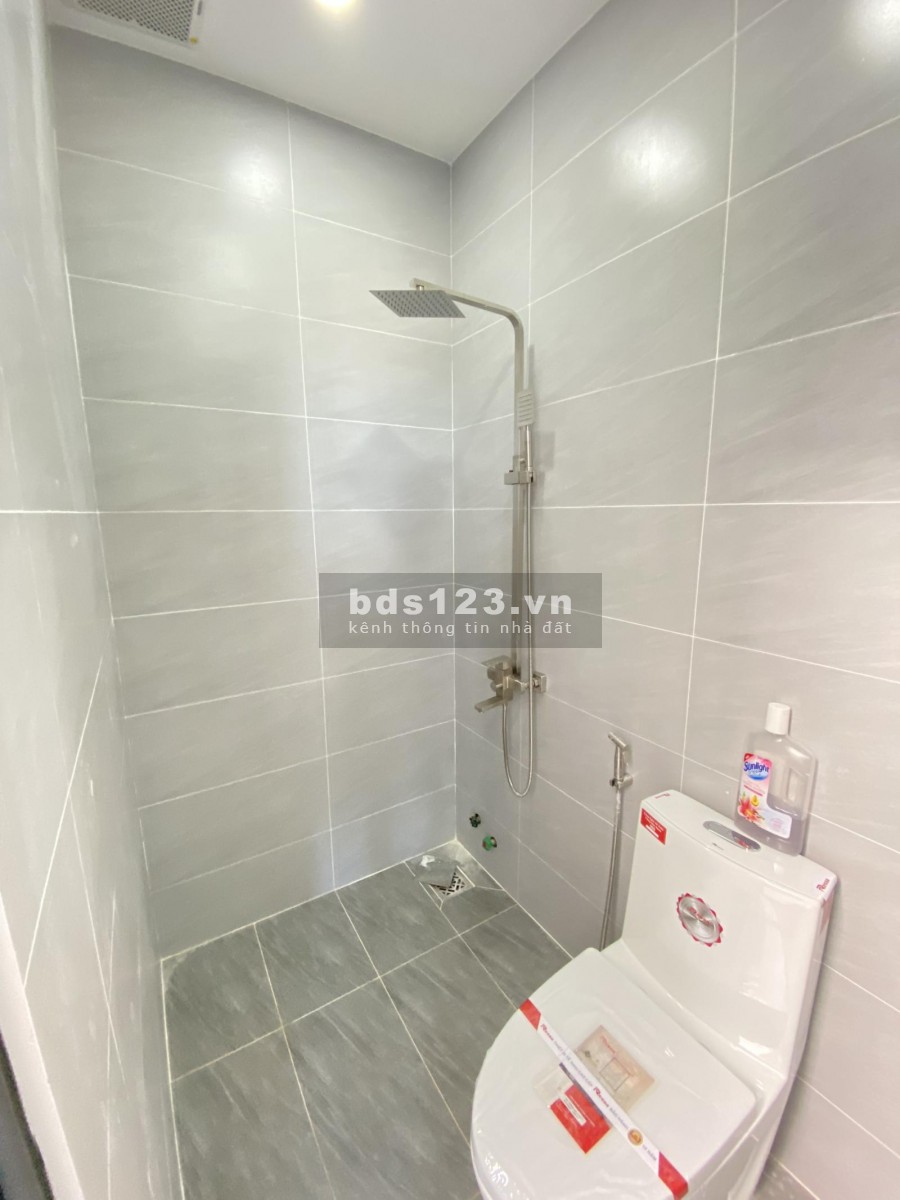 Bán nhà gần chợ Phước Kiển, diện tích sử dụng 5m*16m, khu đô thị South Wave - Nhà Bè