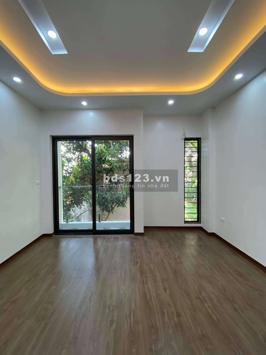 Bán nhà lô góc diện tích 59m2 5 tầng 6 phòng ngủ đầy đủ tiện nghi tại Phương Liệt, hơn 5T.