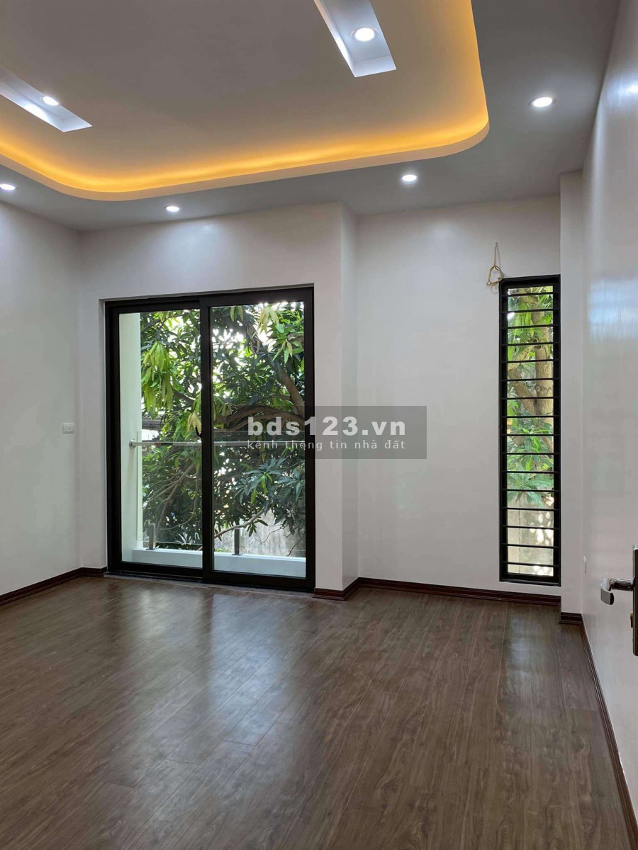Bán nhà lô góc diện tích 59m2 5 tầng 6 phòng ngủ đầy đủ tiện nghi tại Phương Liệt, hơn 5T.