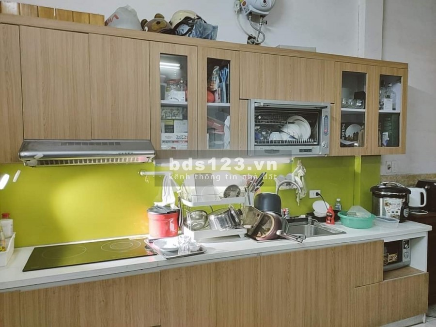 Bán nhà Phú Đô, bốn bước ra SVĐ Mỹ Đình 4 ngủ, giá hơn 2 tỷ, sổ đỏ cất kết sẵn giao dịch ngay