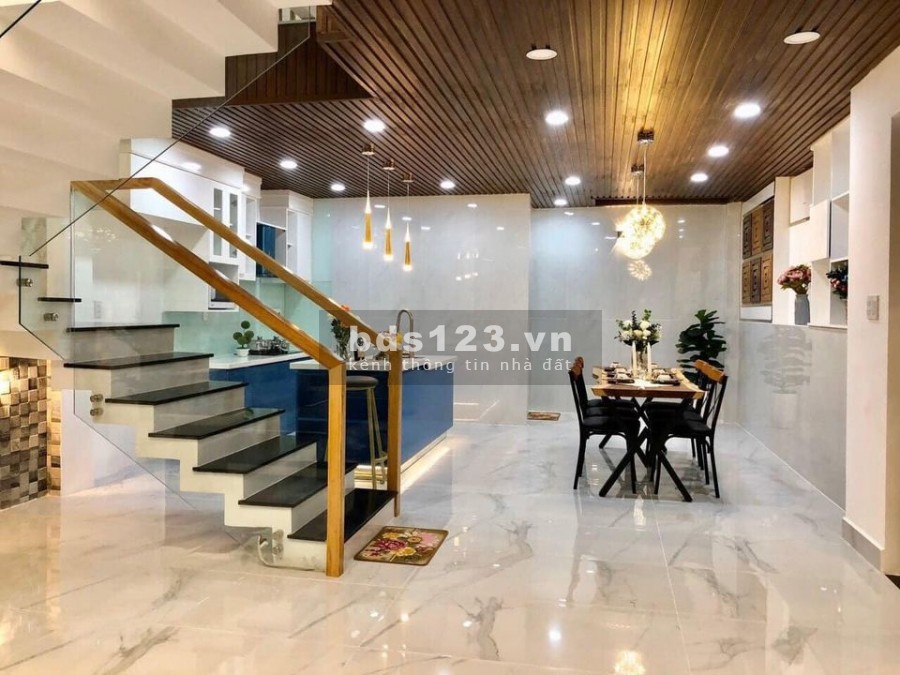 Bán nhà ngay khu Cityland, 5 tầng đẹp, ngang 5m, Phan Văn Trị, giá bán 10.7 tỷ, lhcc