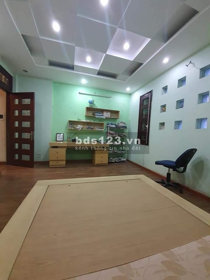 Phân lô Văn Quán vỉa hè rộng, ô tô tránh, kinh doanh, tiện ích đầy đủ, dt 90m2 giá 9.55 tỷ